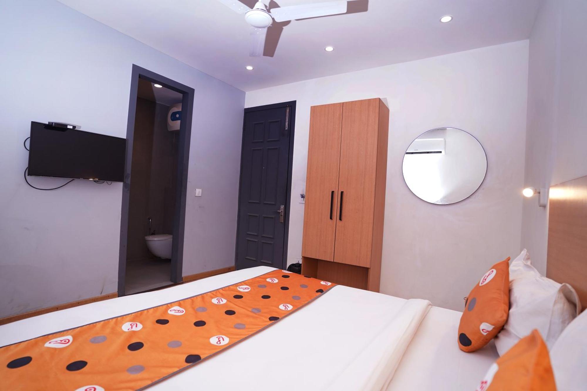 Hotel Mira Residency- Outer Ring Road, Paschim Vihar Delhi  Eksteriør billede