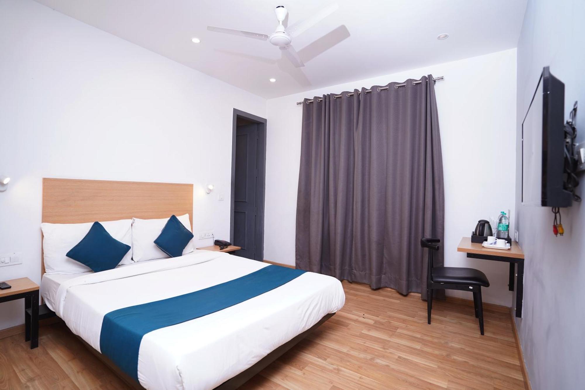 Hotel Mira Residency- Outer Ring Road, Paschim Vihar Delhi  Eksteriør billede
