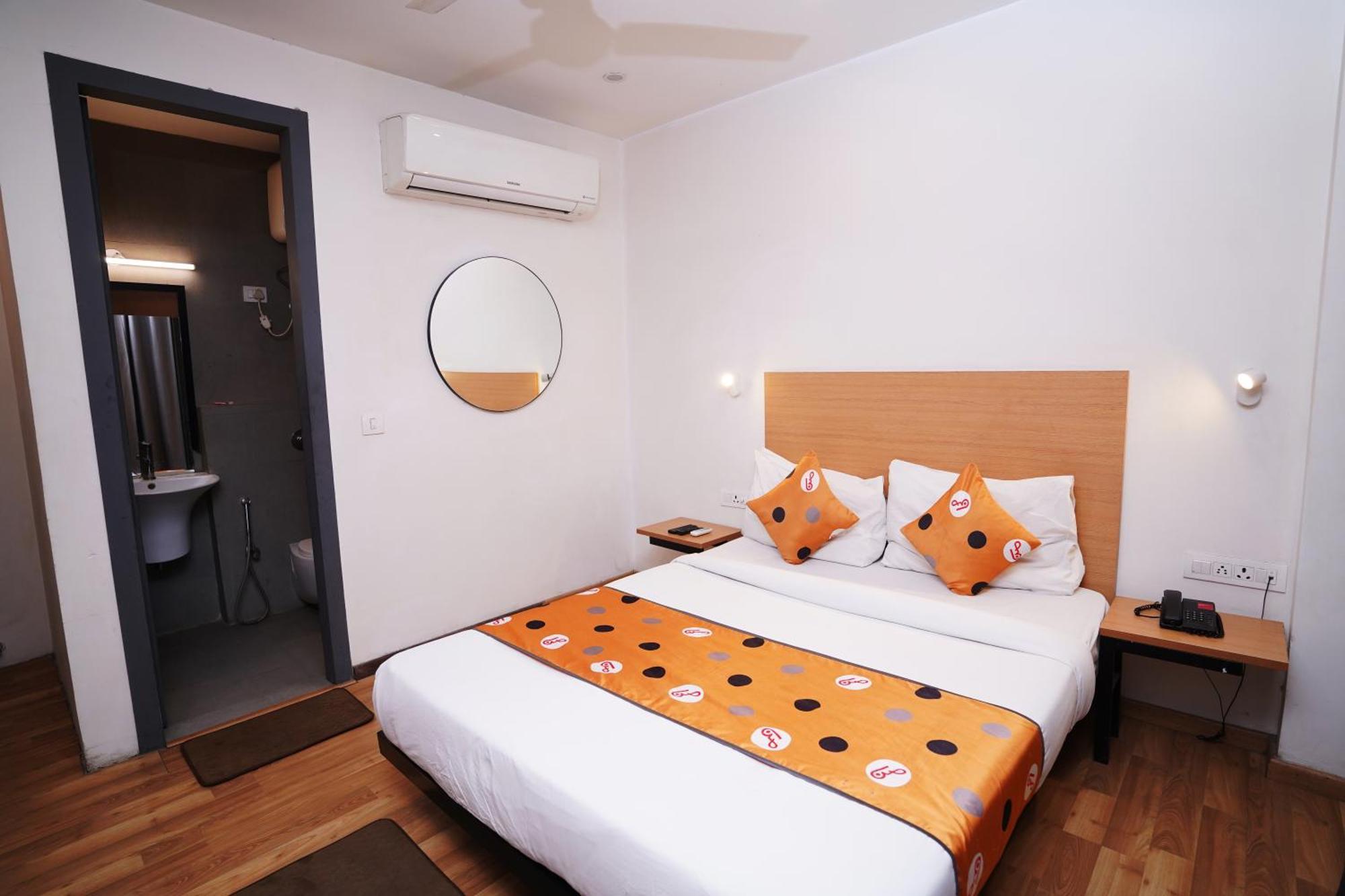 Hotel Mira Residency- Outer Ring Road, Paschim Vihar Delhi  Eksteriør billede