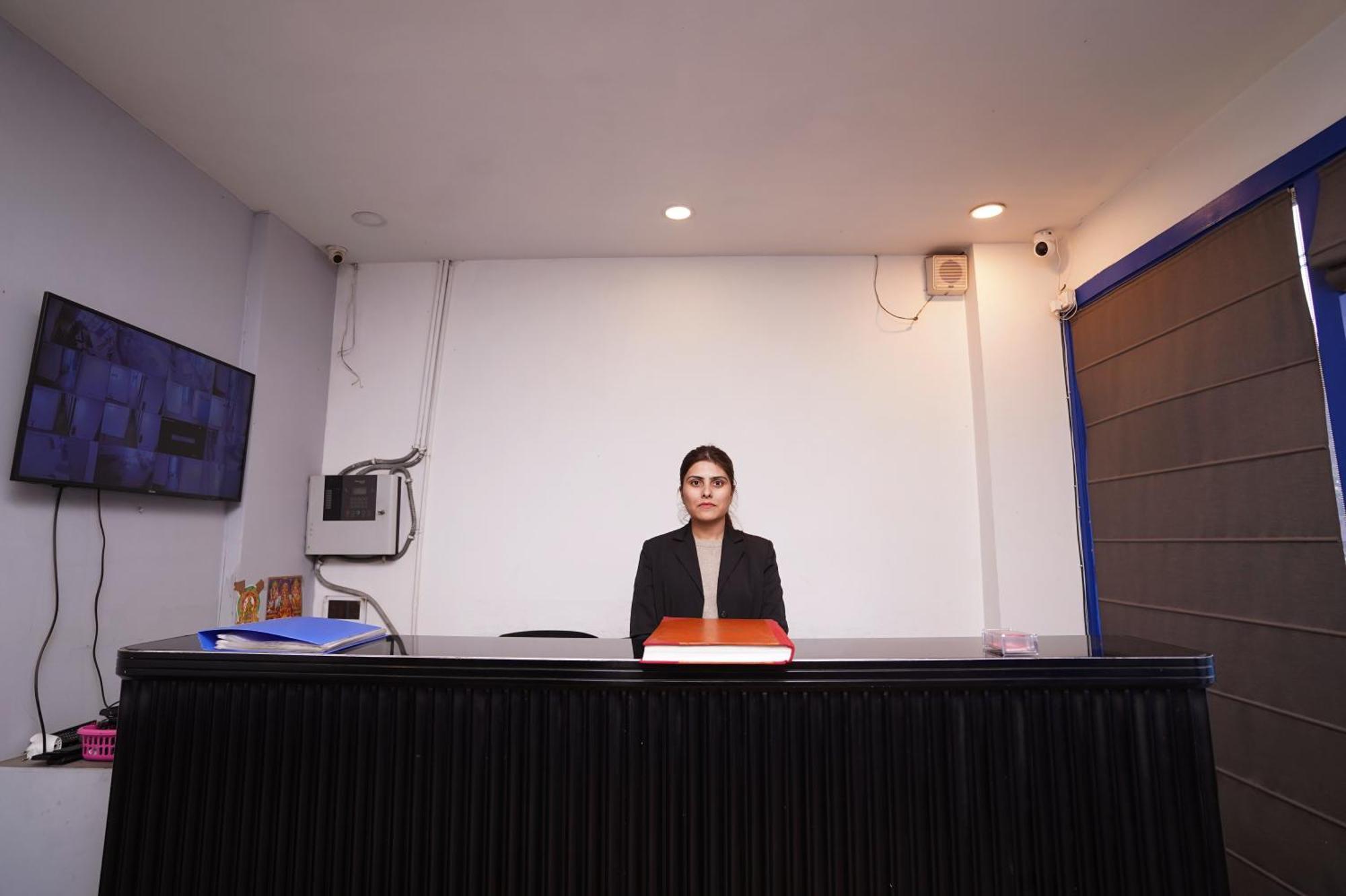Hotel Mira Residency- Outer Ring Road, Paschim Vihar Delhi  Eksteriør billede
