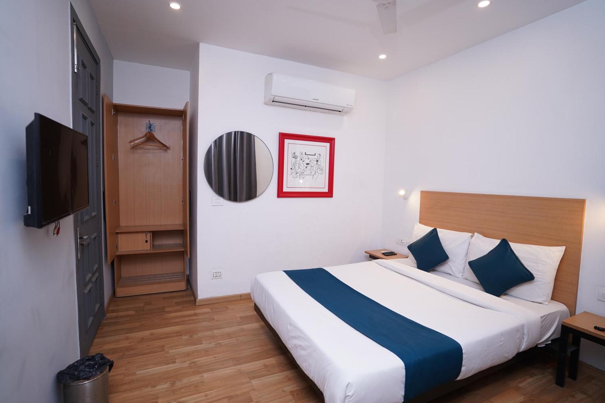 Hotel Mira Residency- Outer Ring Road, Paschim Vihar Delhi  Eksteriør billede